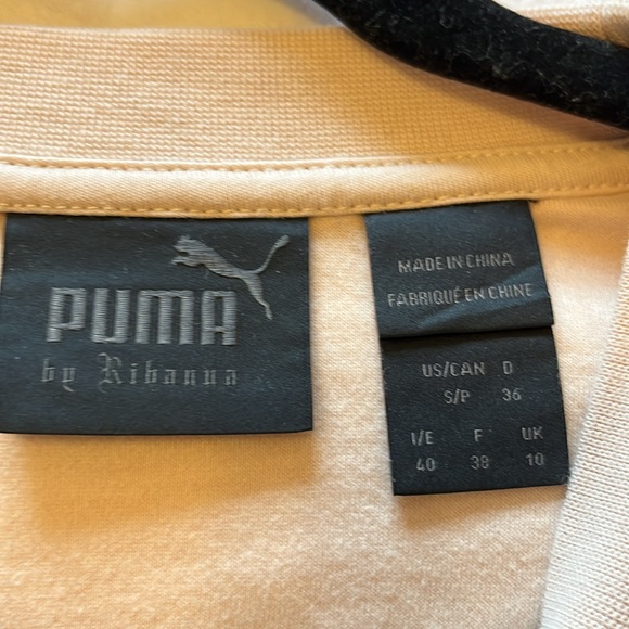 New FENTY by Rihanna forPUMA short sleeve pink sweatshirt - Picture 3 of 5